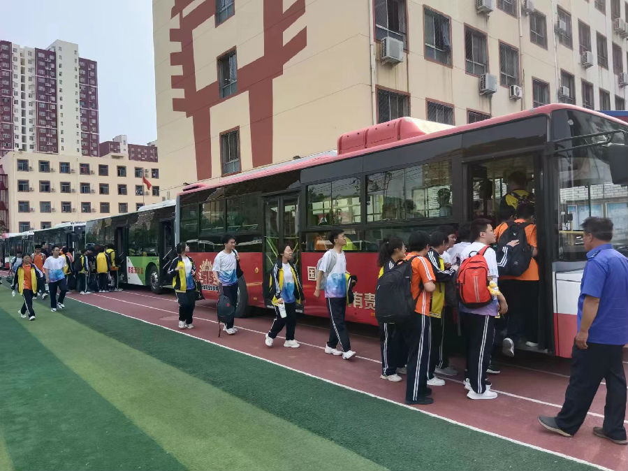 f64df0f49b684a22145139da5c43e98